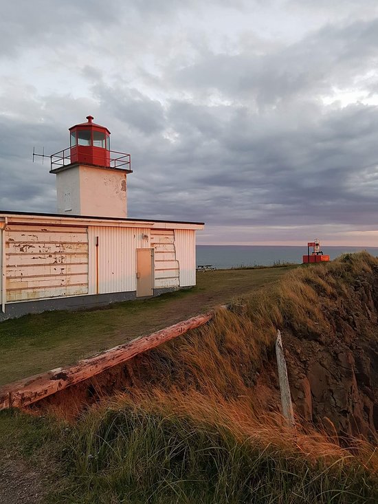 Cape D'or Advocate Harbour Nova Scotia Day trips 