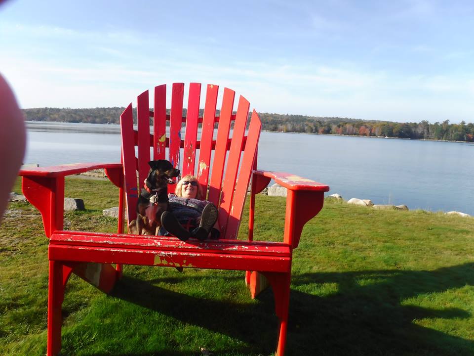 Chilaxin' on the Shelburne Waterfront.Nova Scotia Day Trips